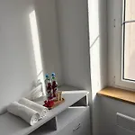 Kamienica Hostel *
